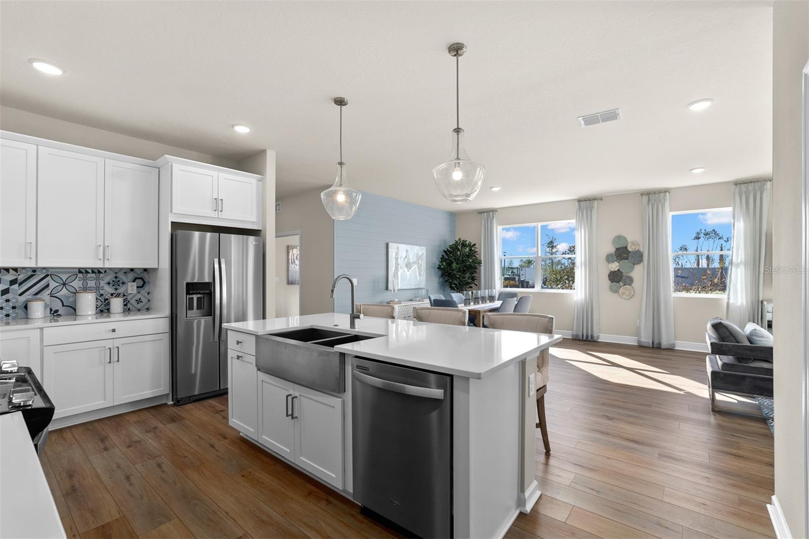 Image 11 of 20 For 13273 Generations Avenue