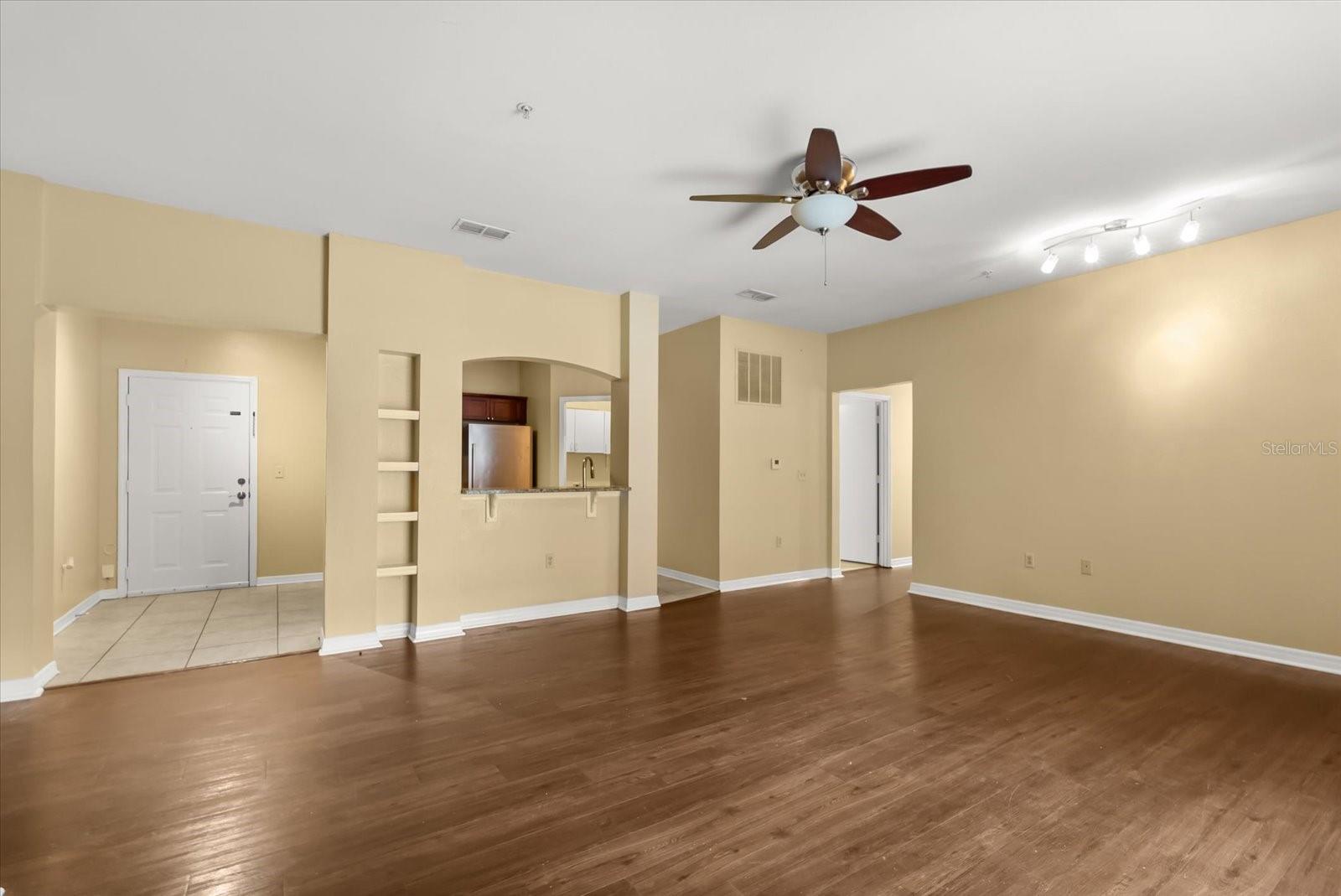 Image 6 of 26 For 126 Vista Verdi Circle 108