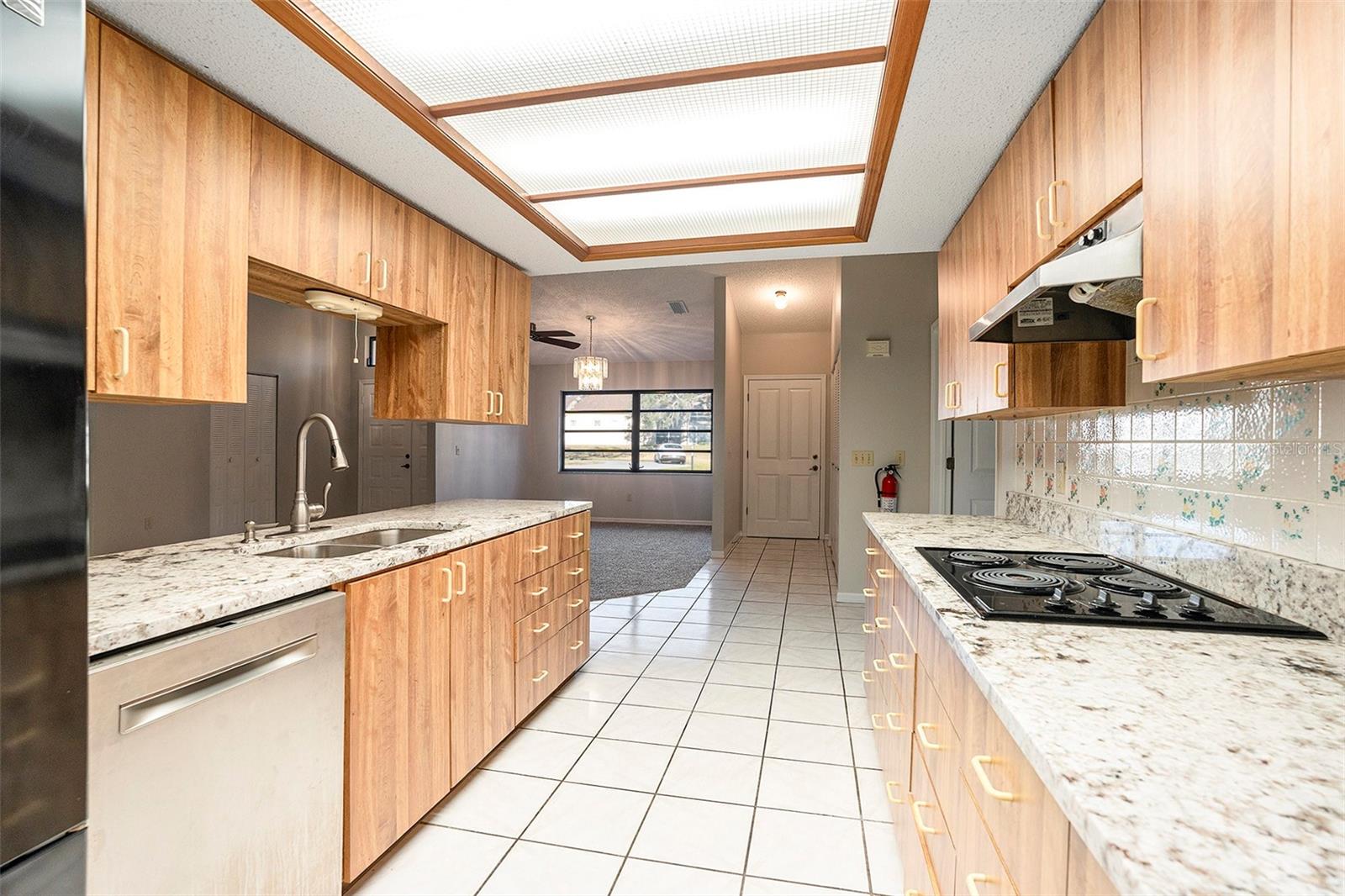 Image 13 of 28 For 7320 Auburn Lane