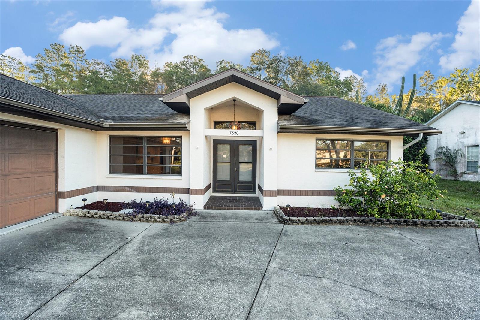 Image 3 of 28 For 7320 Auburn Lane