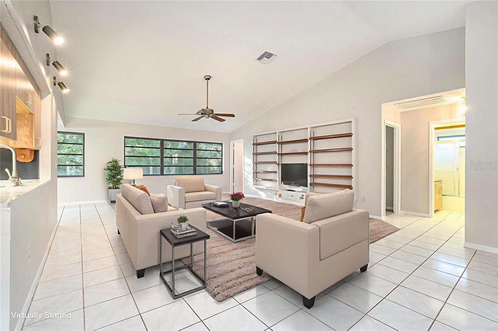 Image 4 of 28 For 7320 Auburn Lane