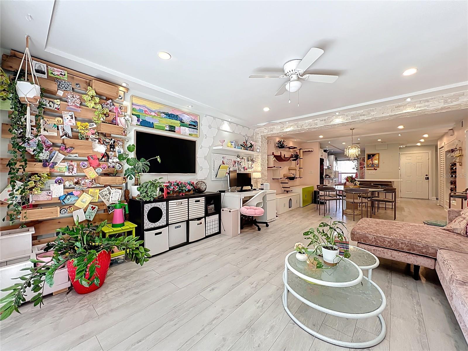 Image 20 of 44 For 5426 Pine Creek Drive 1708