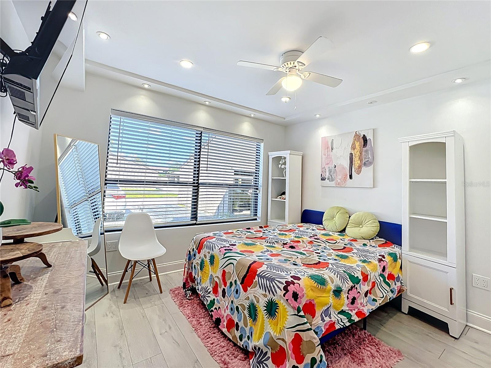 Image 22 of 44 For 5426 Pine Creek Drive 1708