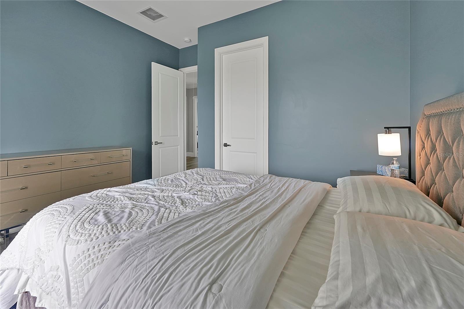 Image 25 of 37 For 17102 Heartwood Loop