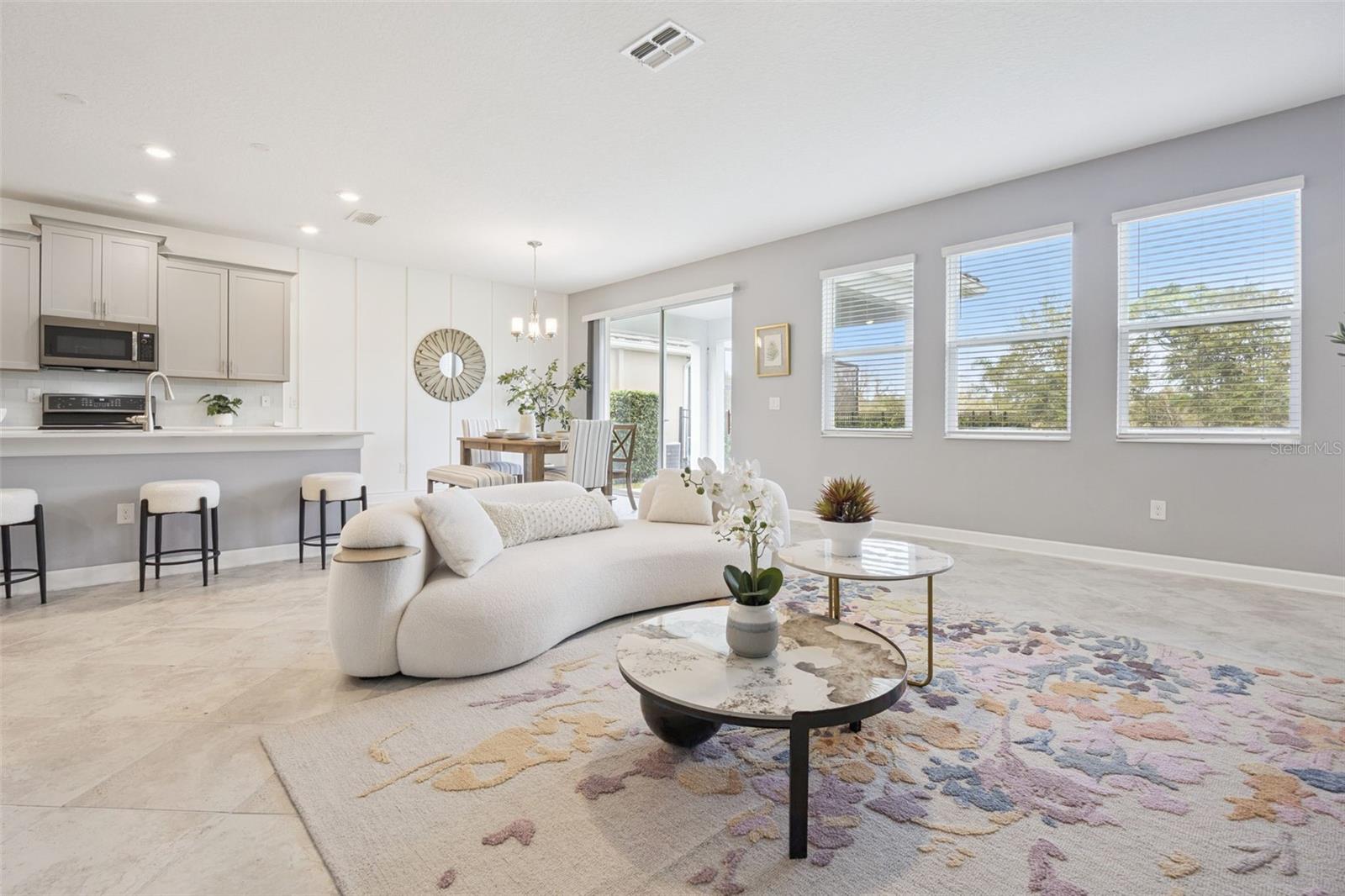 Image 3 of 60 For 12043 Imaginary Way