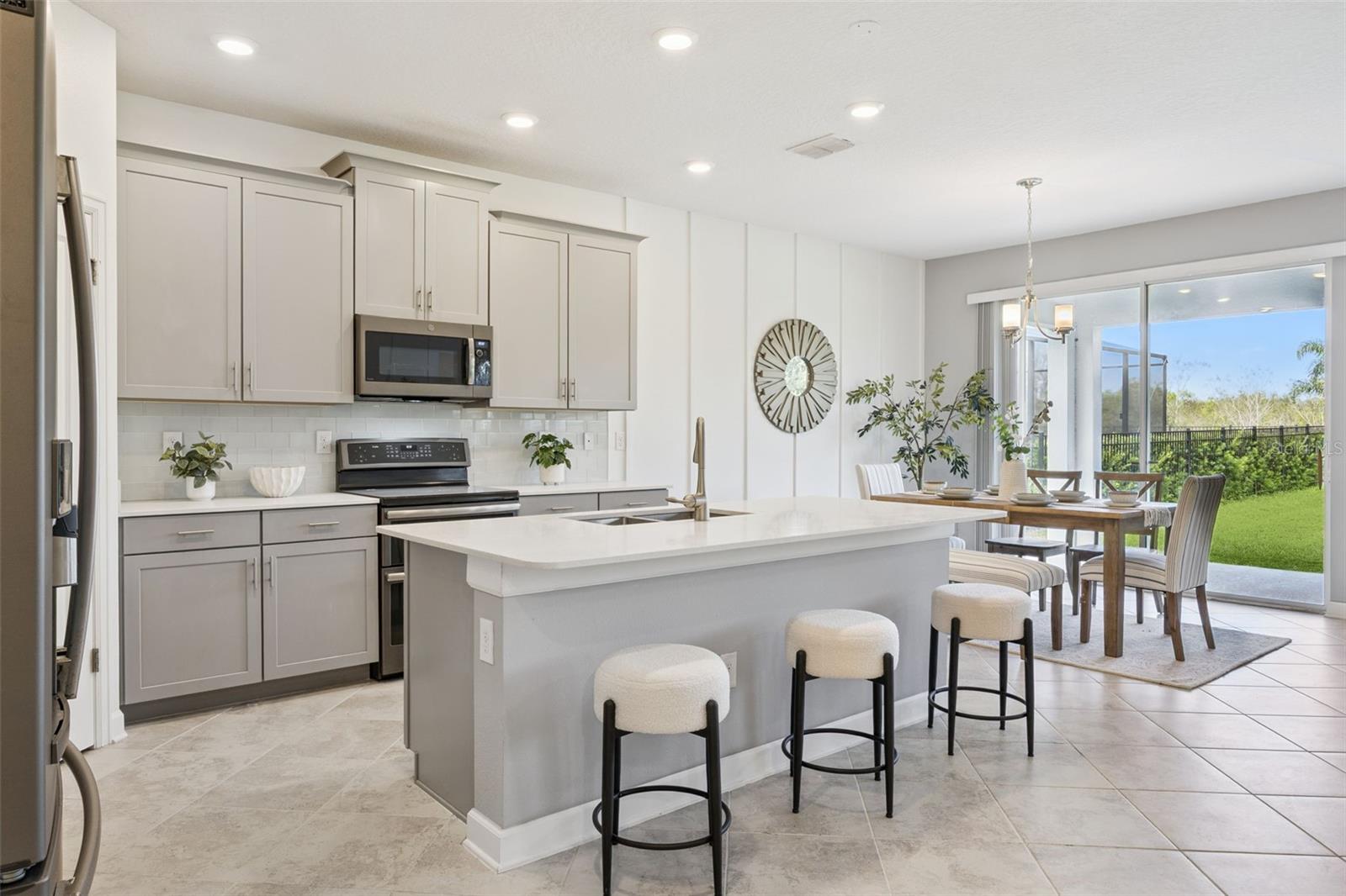 Image 5 of 60 For 12043 Imaginary Way