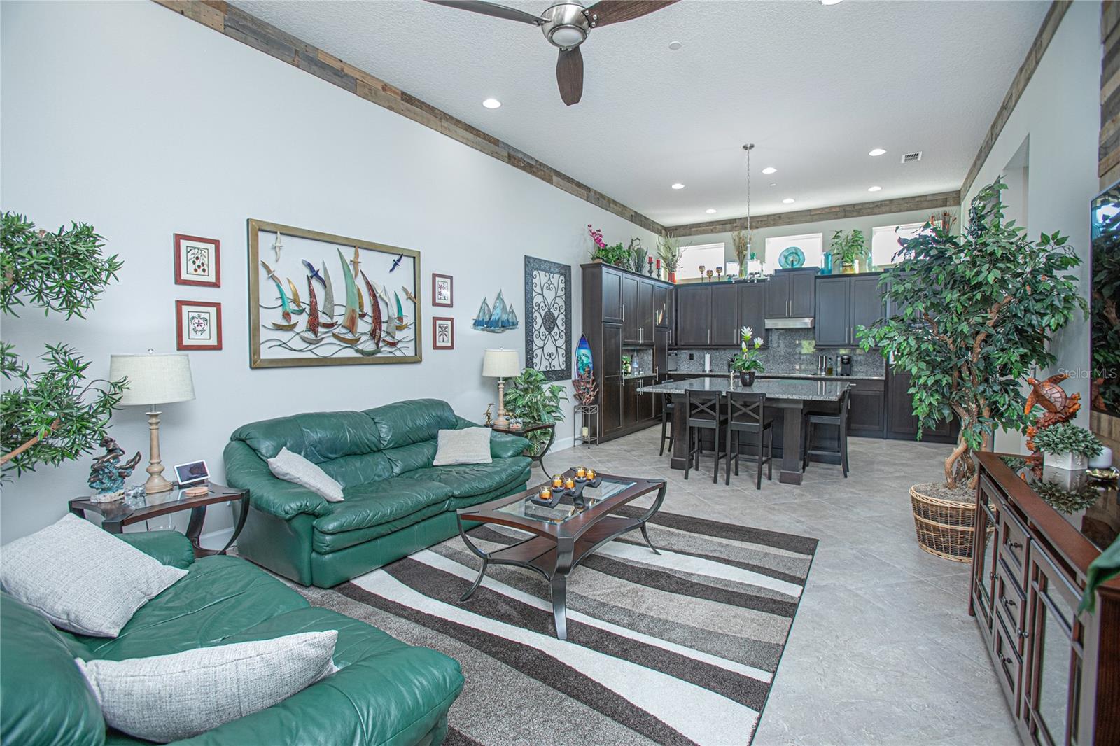 Image 3 of 58 For 9275 Laureate Boulevard