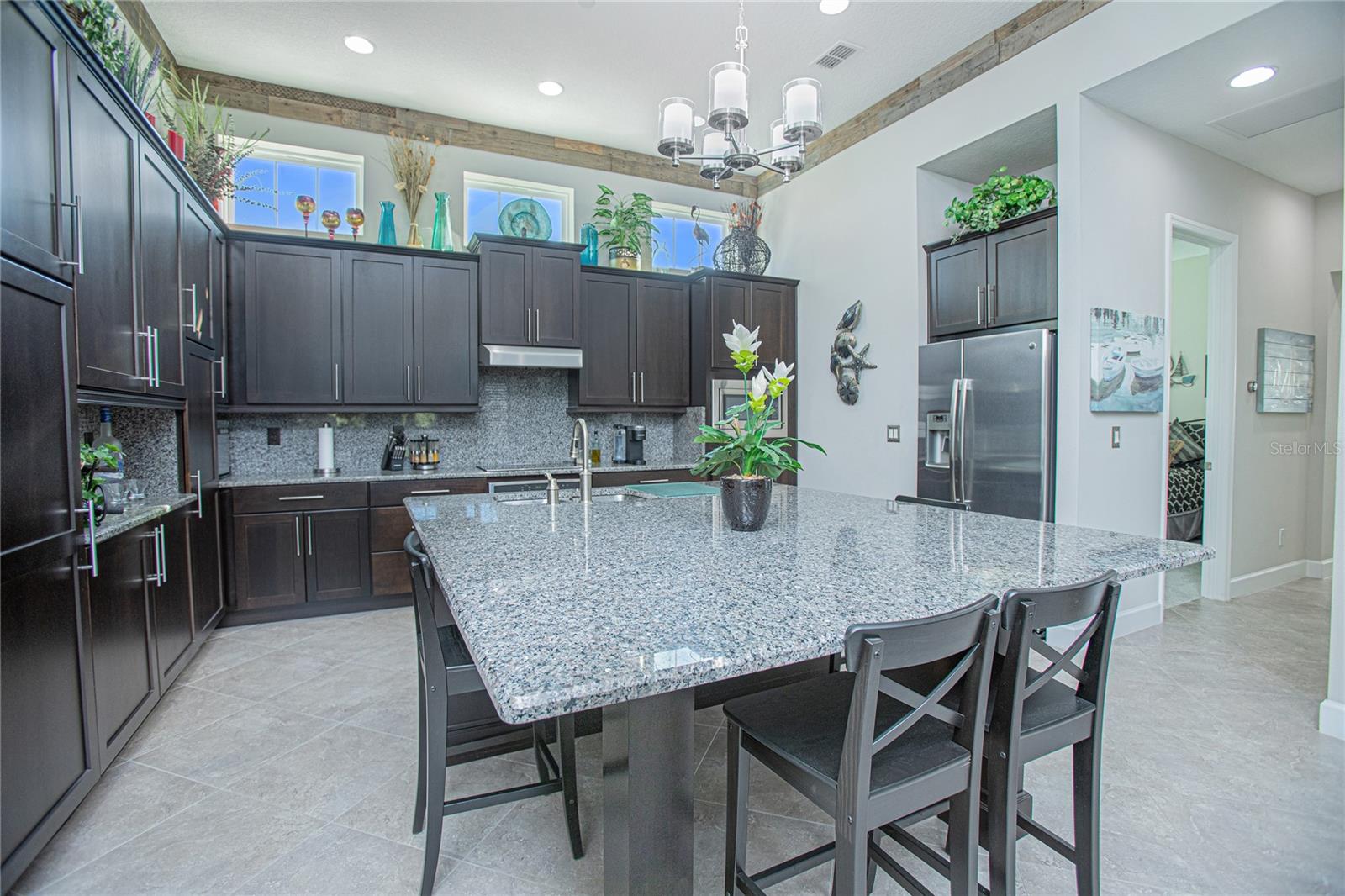 Image 9 of 58 For 9275 Laureate Boulevard