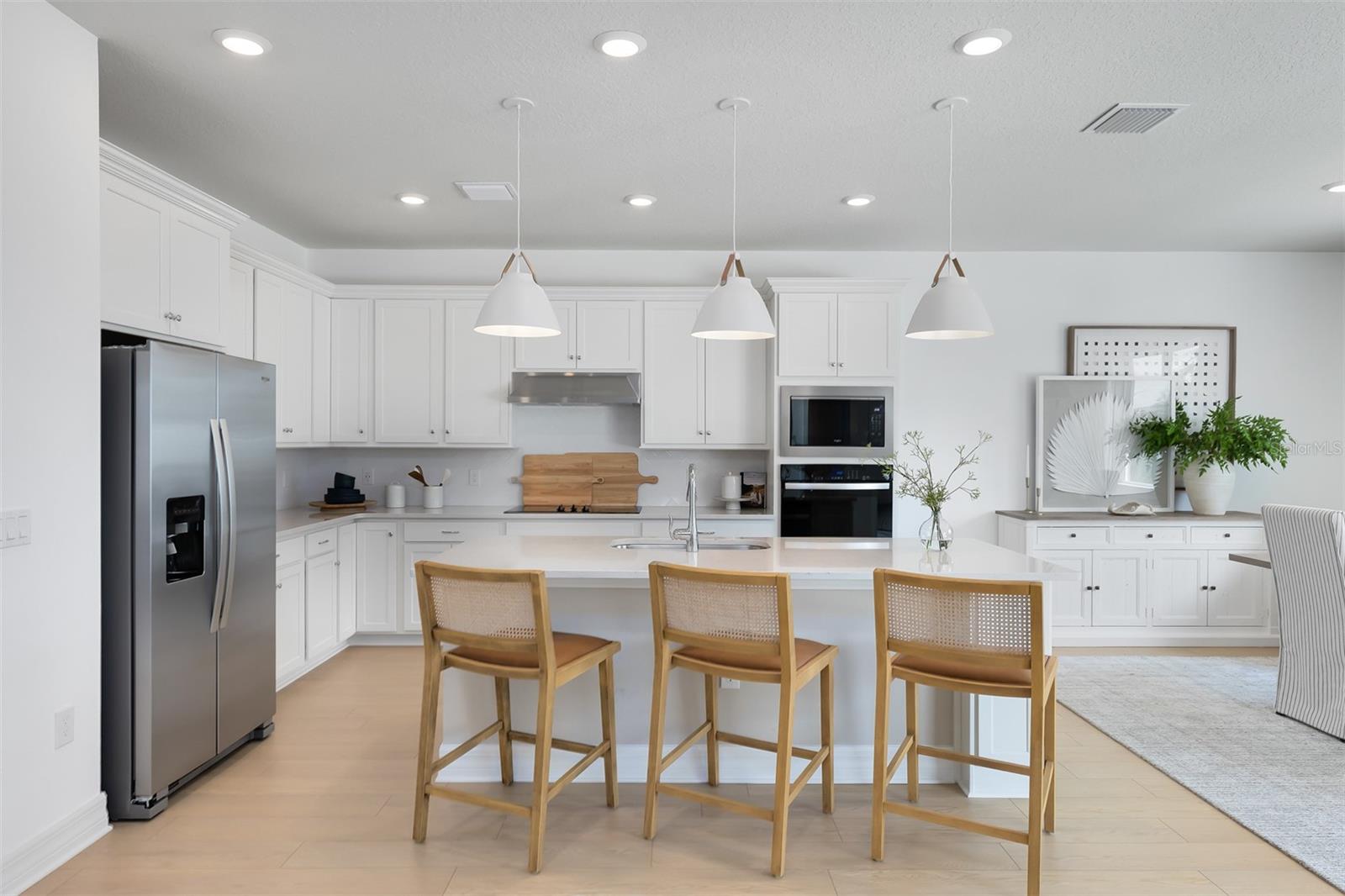 Image 4 of 31 For 15142 Willow Ridge Drive