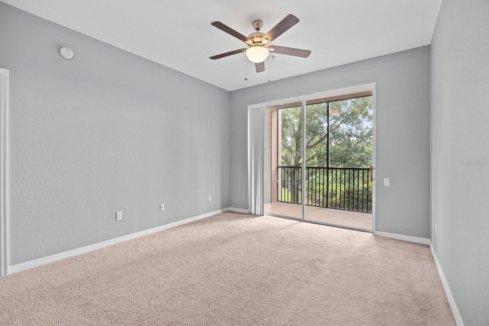 Image 5 of 25 For 1355 Venezia Court 202