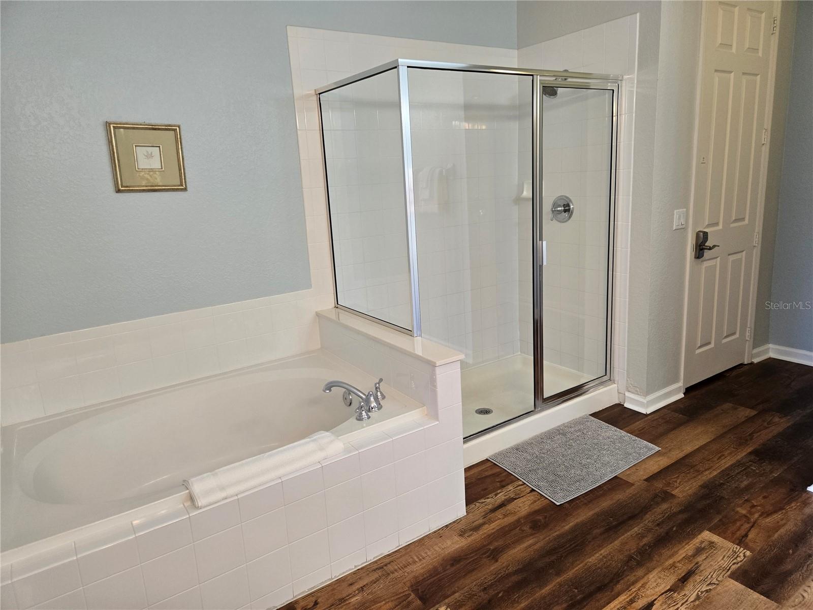 Image 23 of 52 For 5049 Shoreway Loop 30101