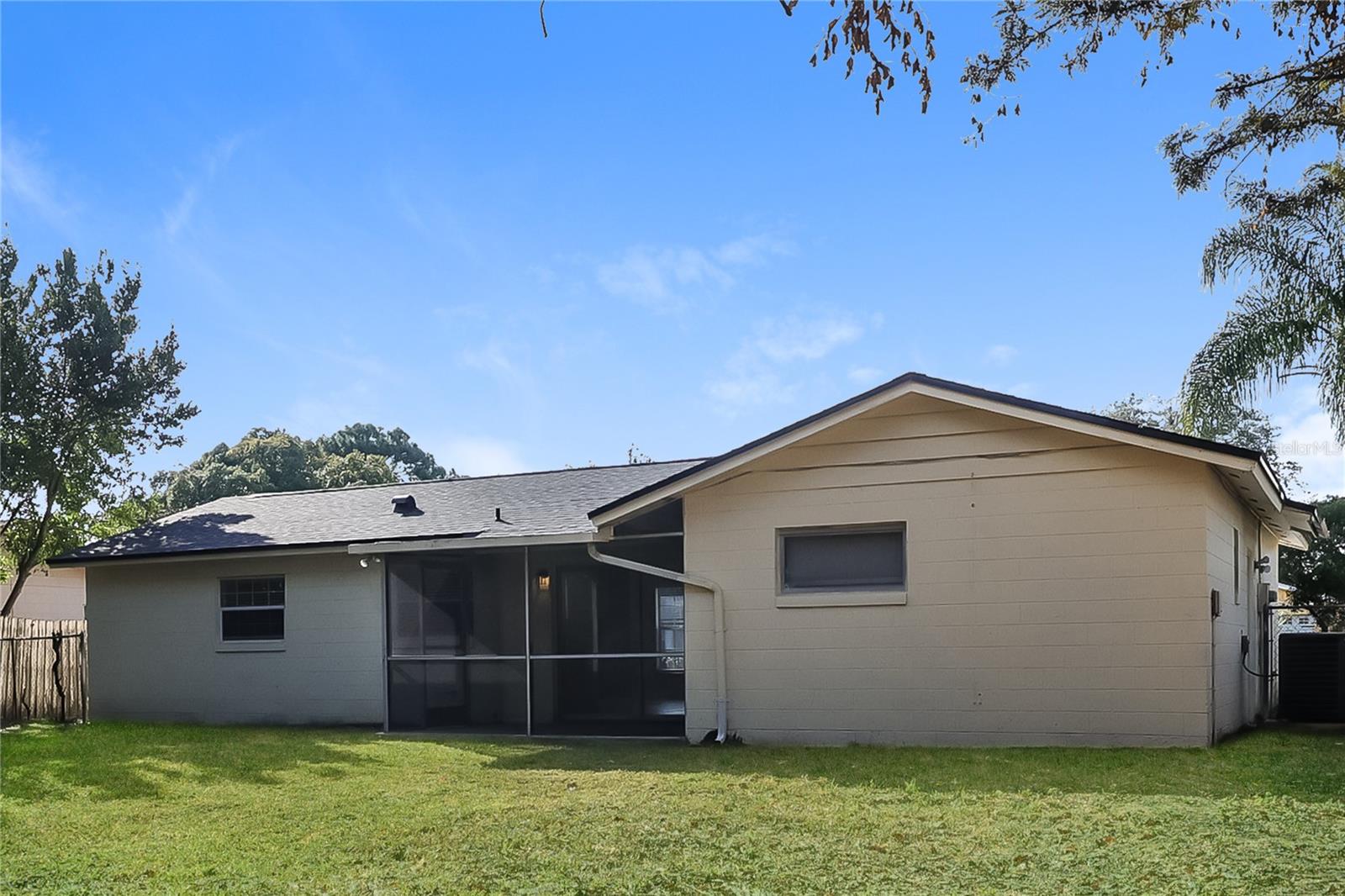 Image 15 of 16 For 1829 Columbine Drive