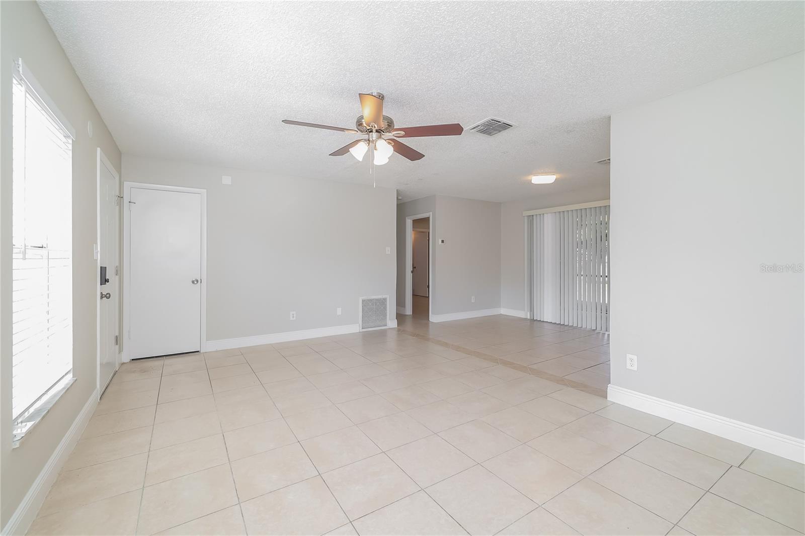 Image 3 of 16 For 1829 Columbine Drive