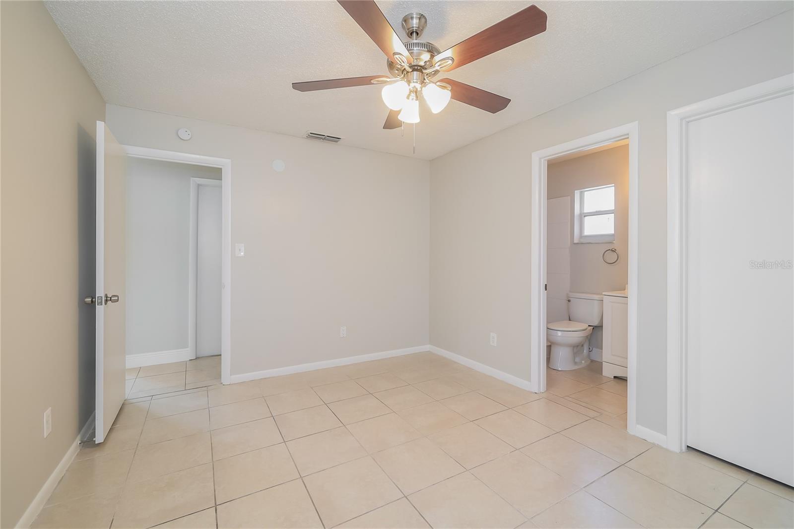 Image 8 of 16 For 1829 Columbine Drive