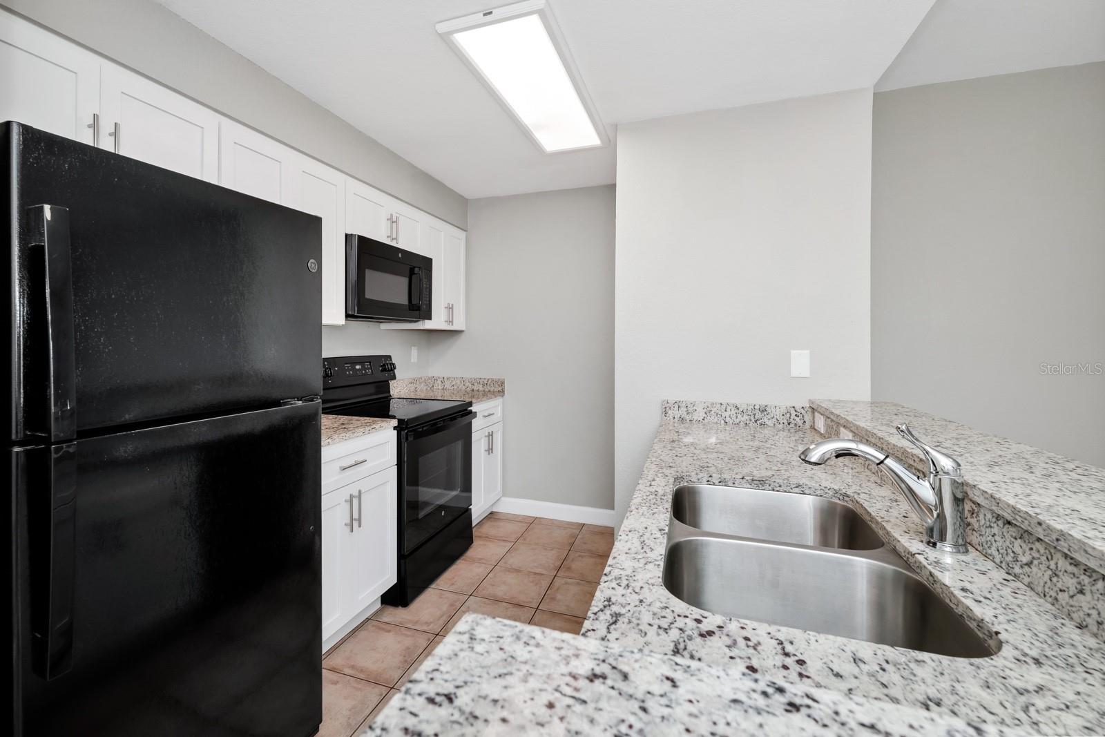 Image 6 of 45 For 7503 Atlantis Way A103