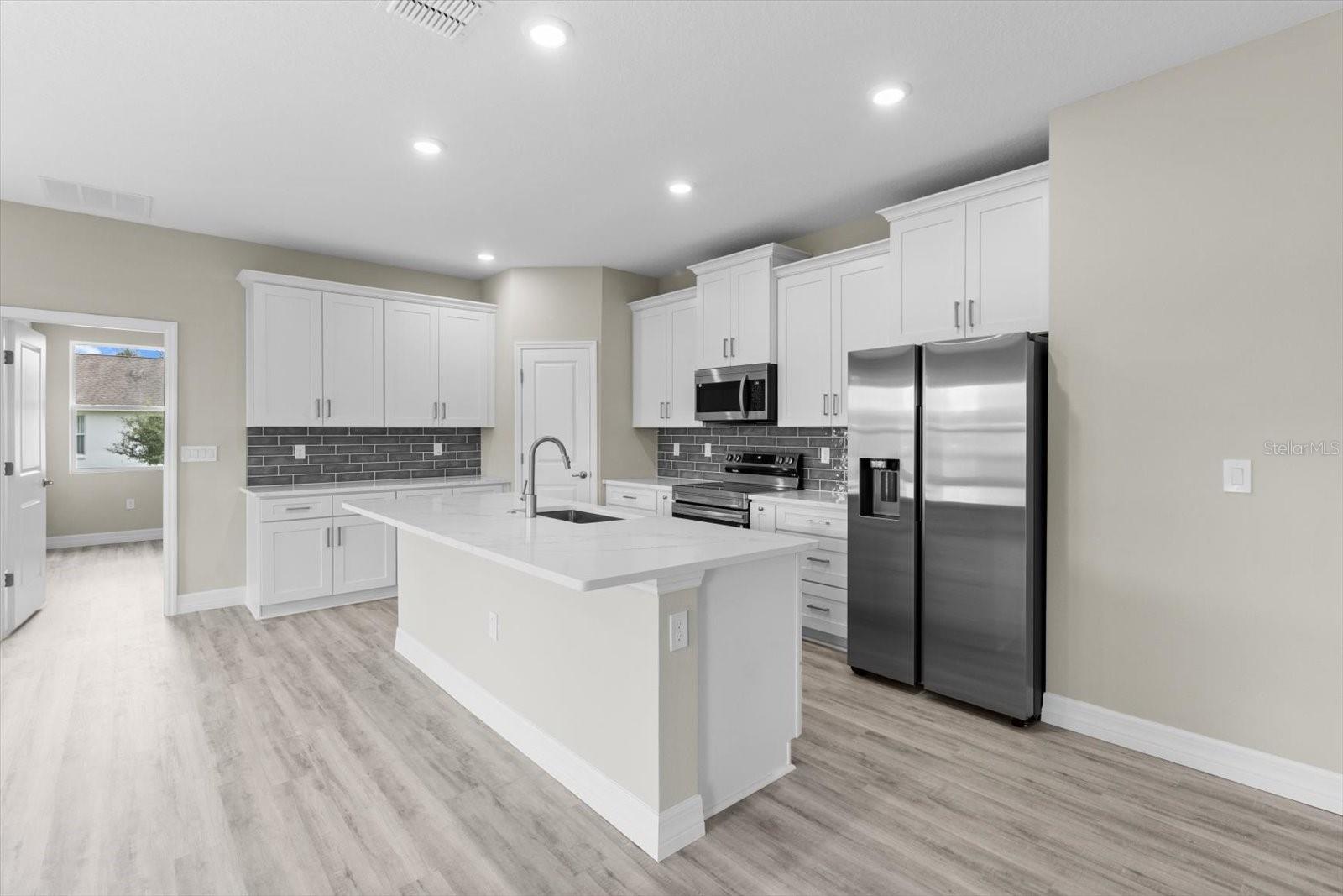 Image 11 of 44 For 12987 65th Court