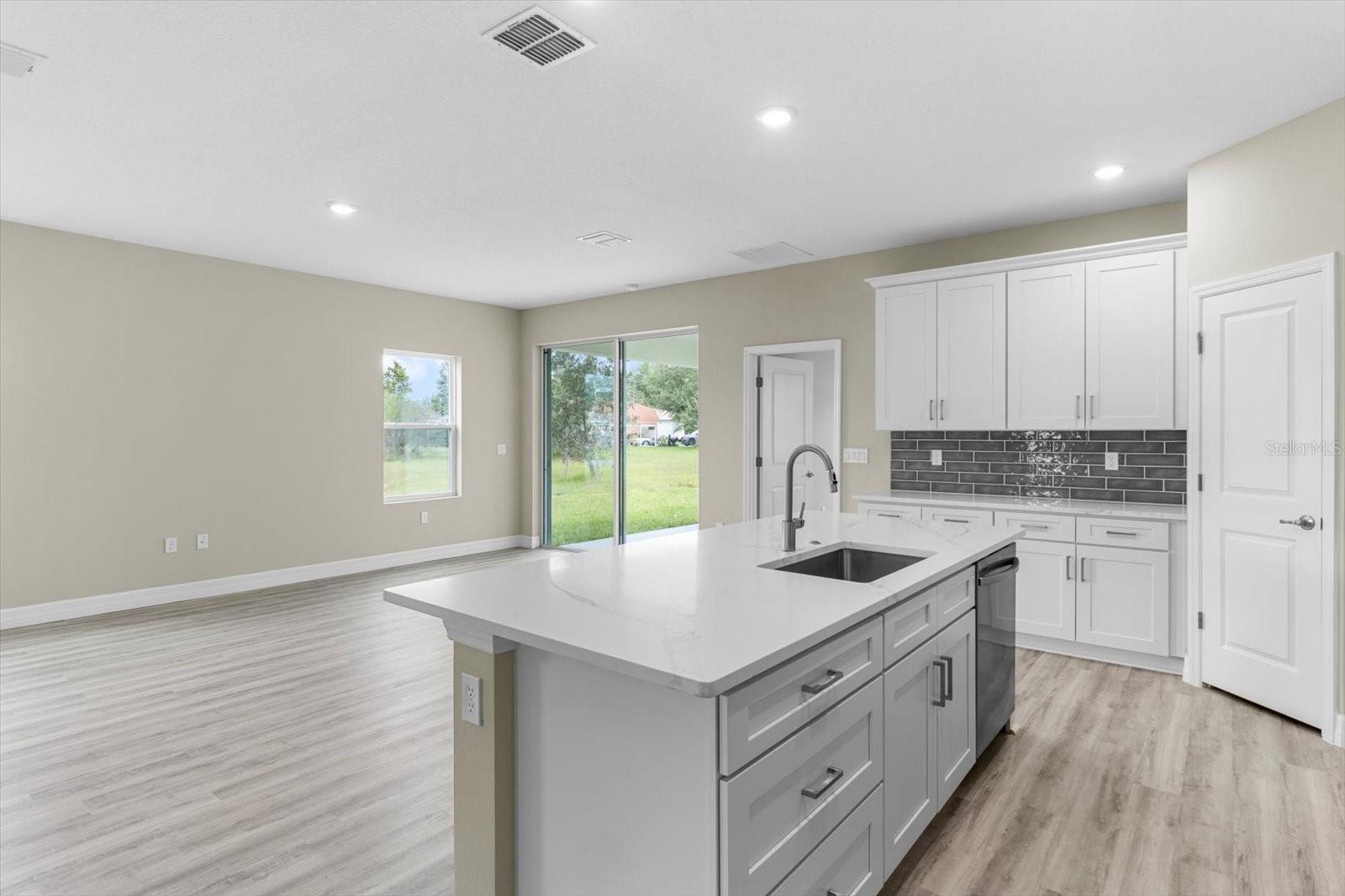 Image 16 of 44 For 12987 65th Court