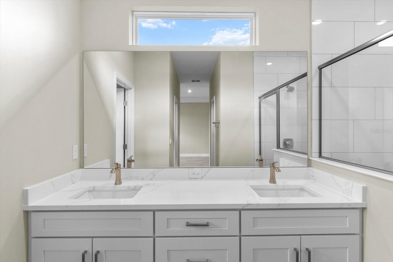 Image 25 of 44 For 12987 65th Court