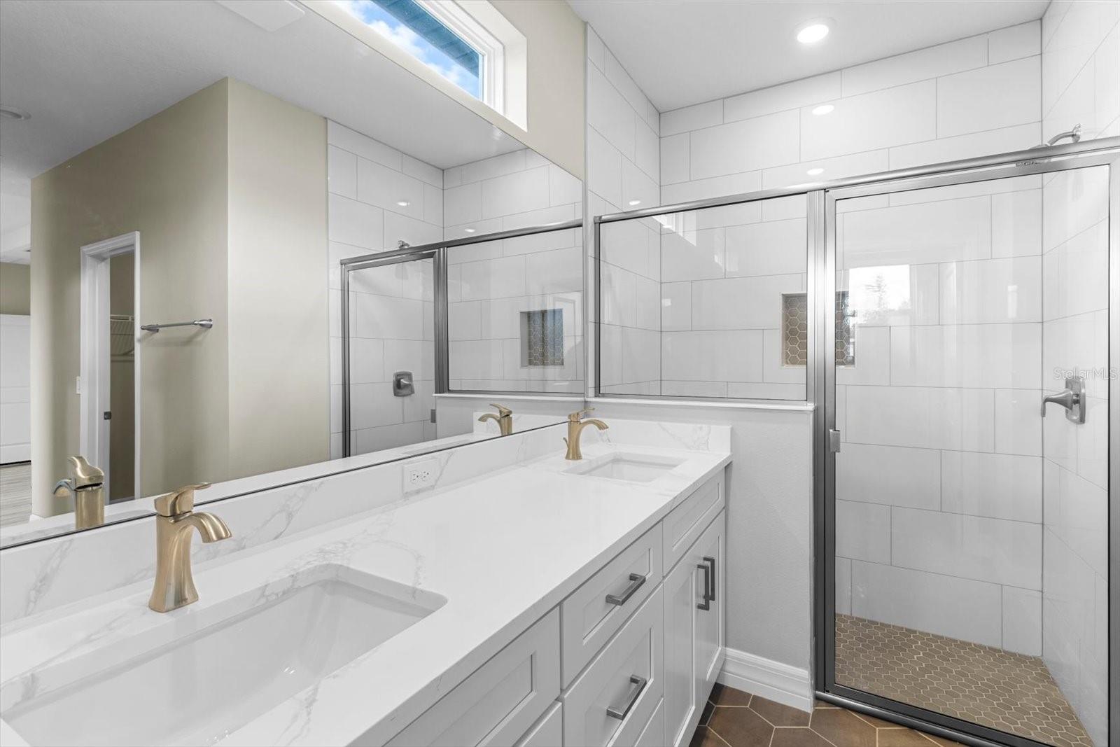 Image 26 of 44 For 12987 65th Court