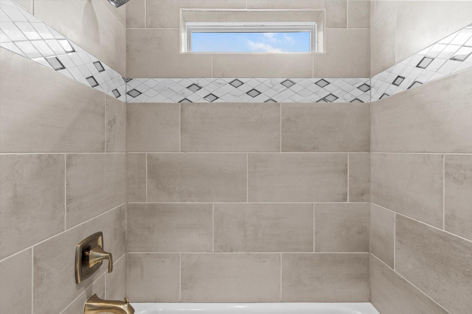 Image 31 of 44 For 12987 65th Court