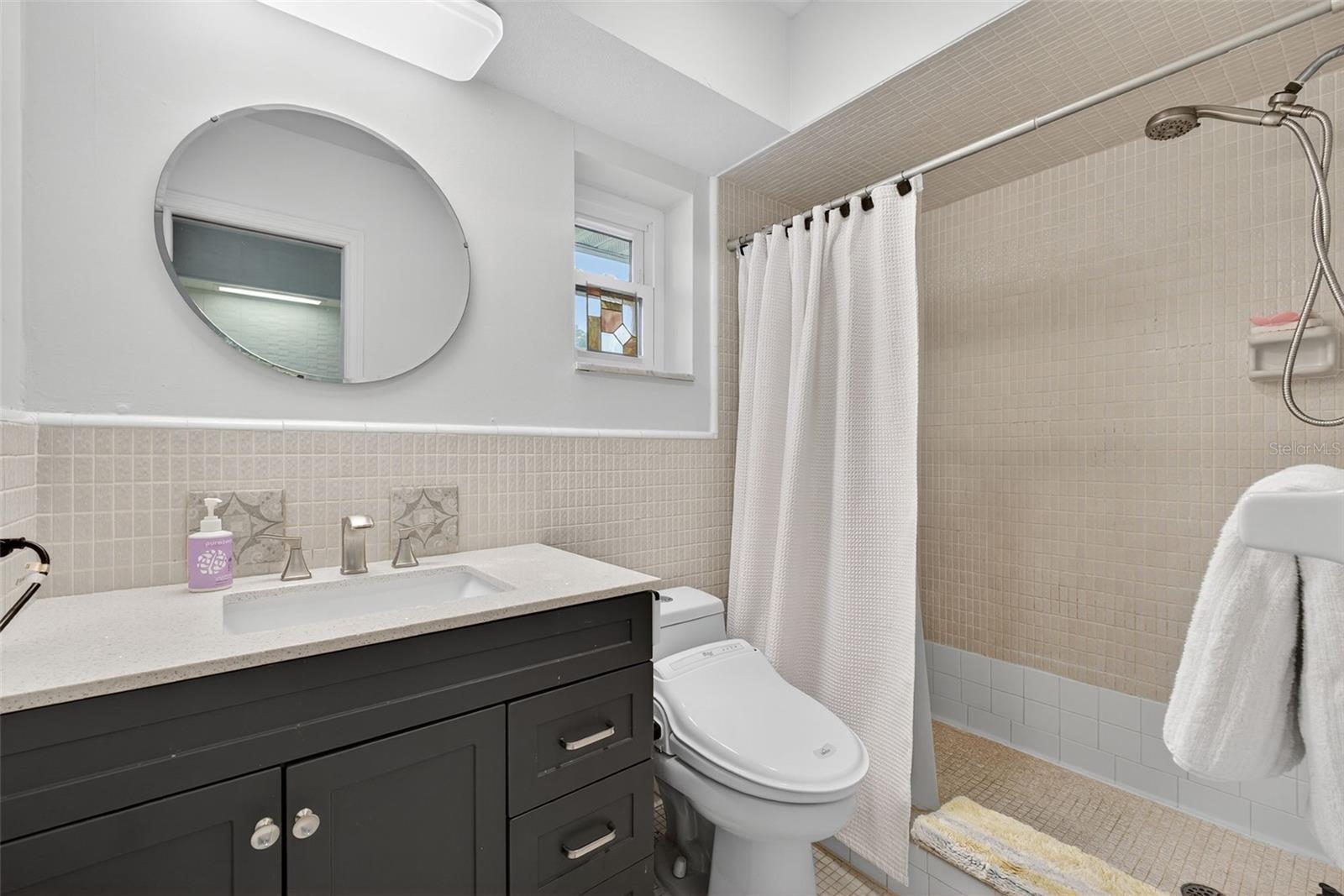 Image 34 of 89 For 1040 Carrigan Boulevard