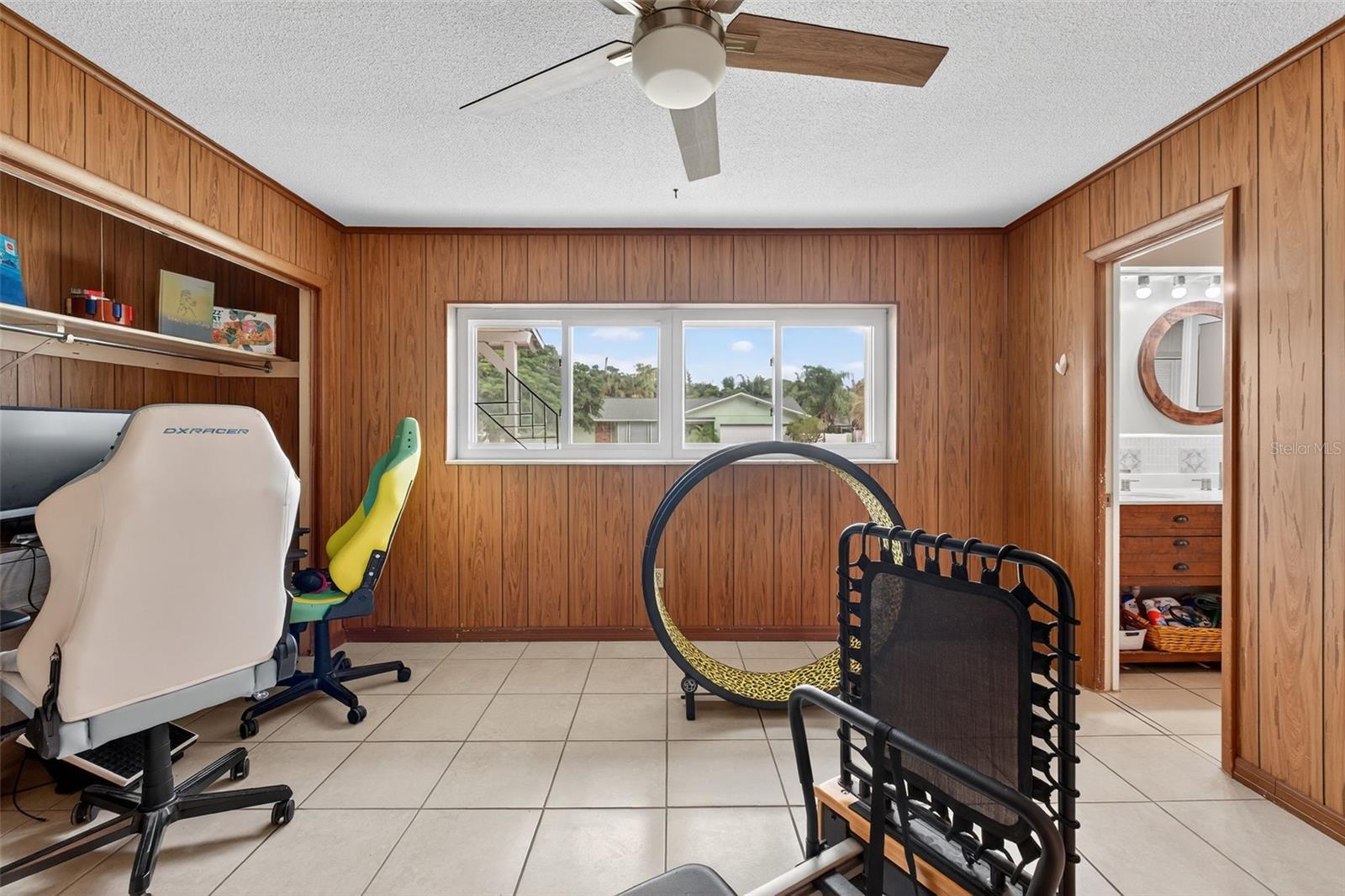 Image 48 of 89 For 1040 Carrigan Boulevard