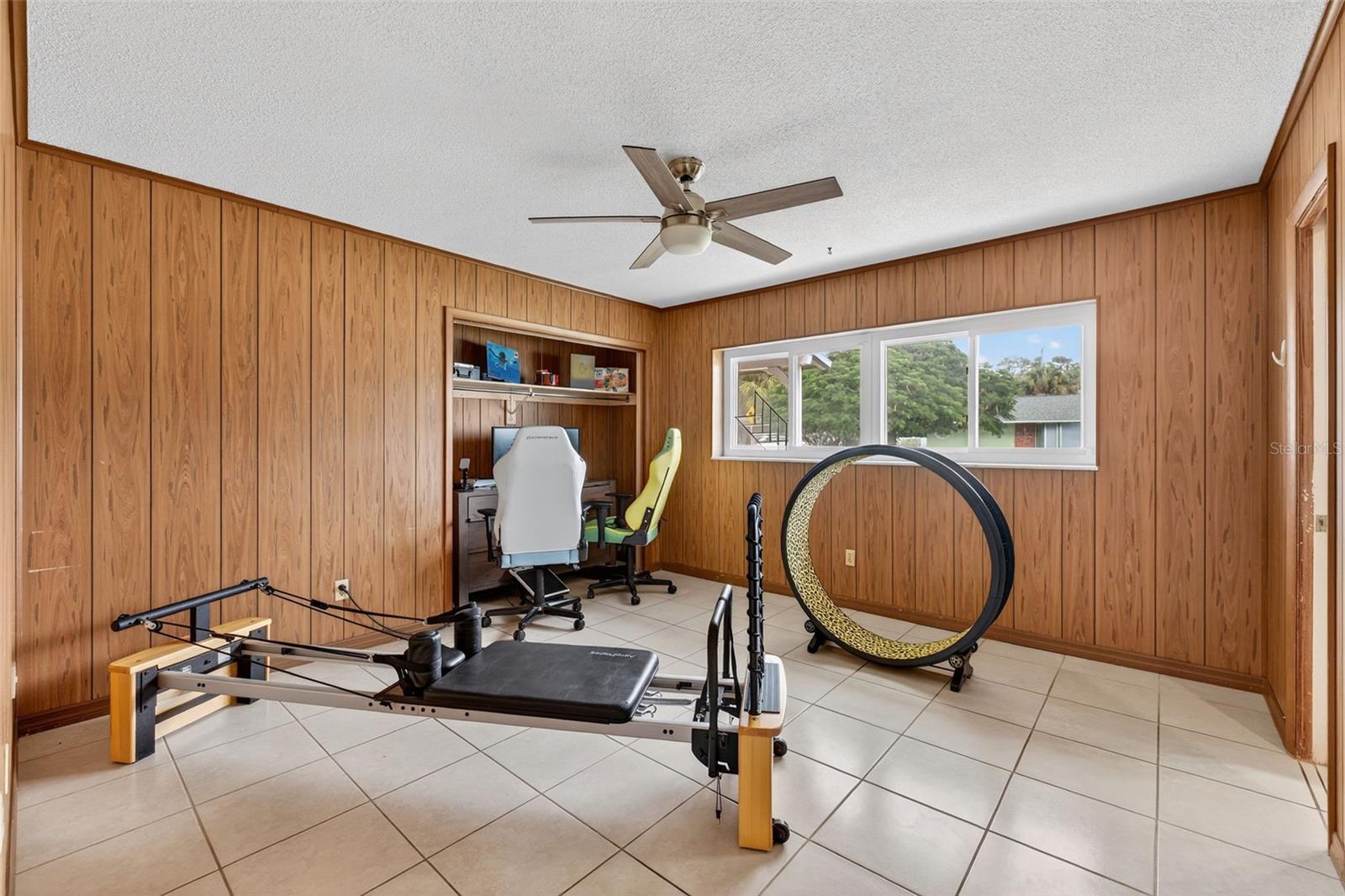 Image 49 of 89 For 1040 Carrigan Boulevard