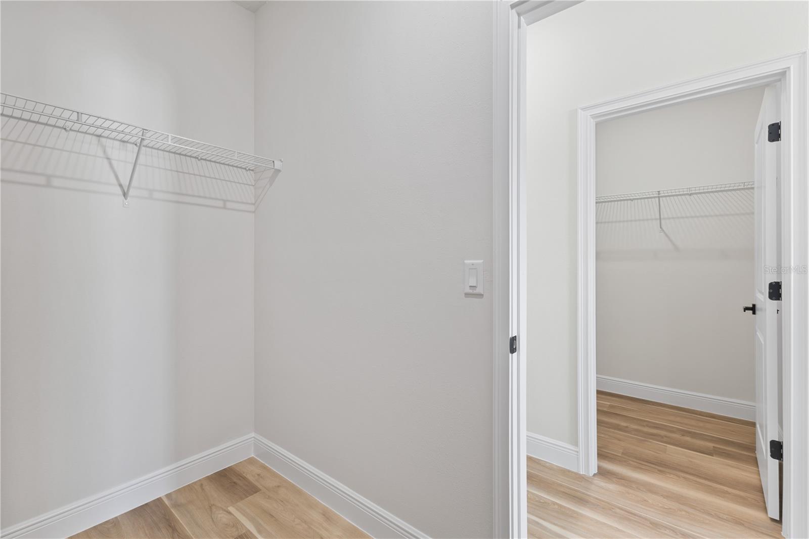 Image 7 of 30 For 3862 147th Street Road