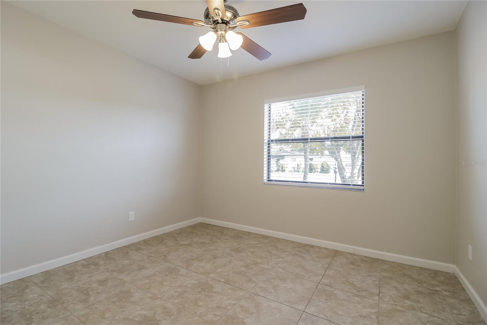 Image 13 of 16 For 1916 Colton Drive