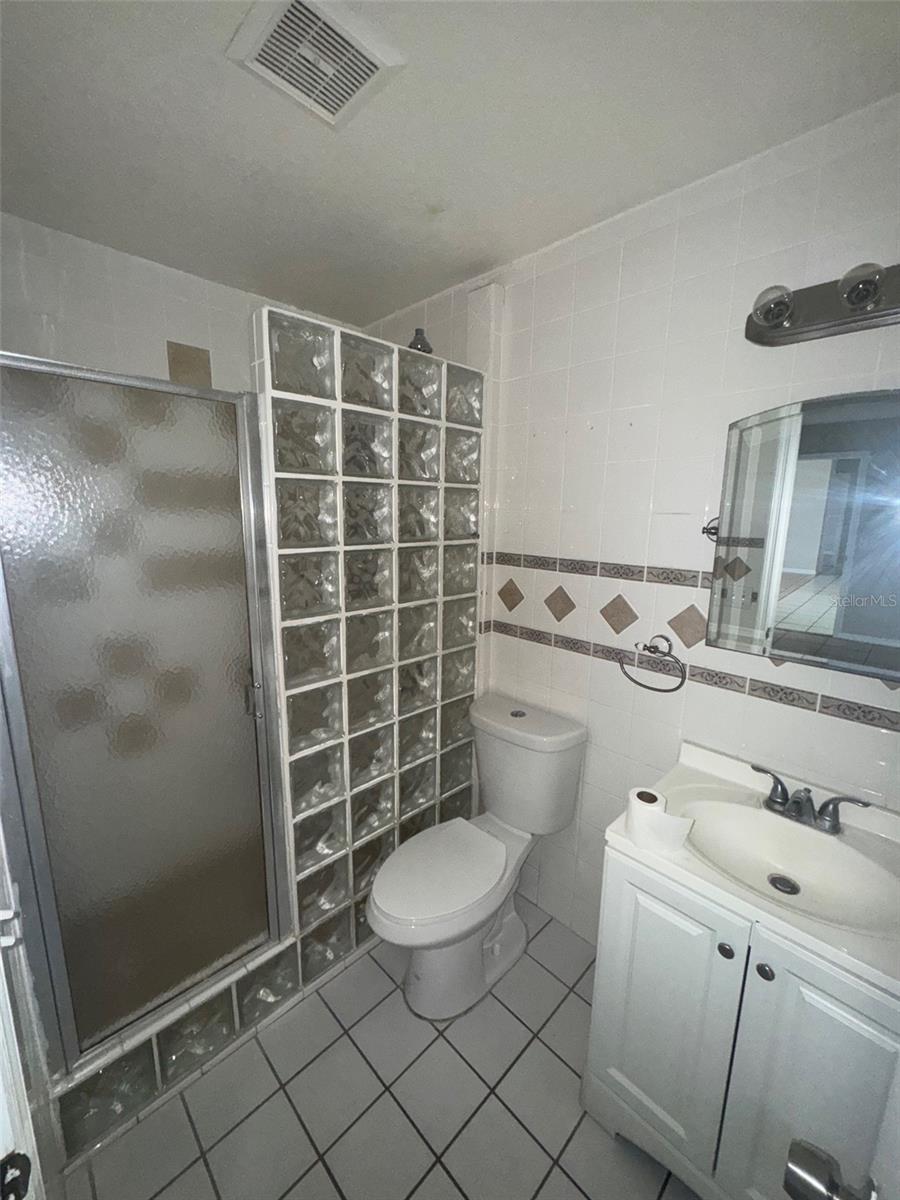 Image 7 of 10 For 518 Providence Boulevard