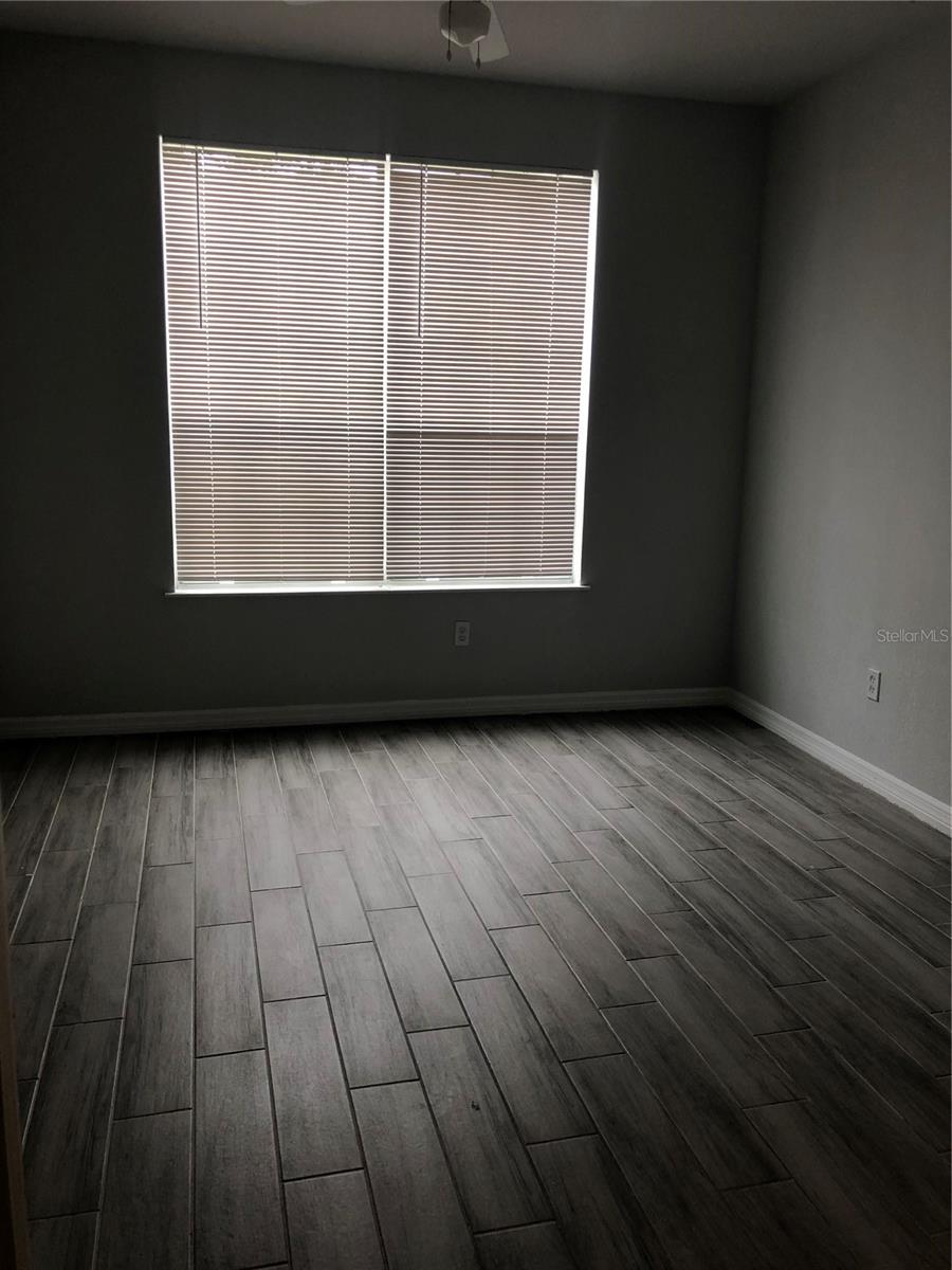 Image 11 of 17 For 9053 Lee Vista Boulevard 1401