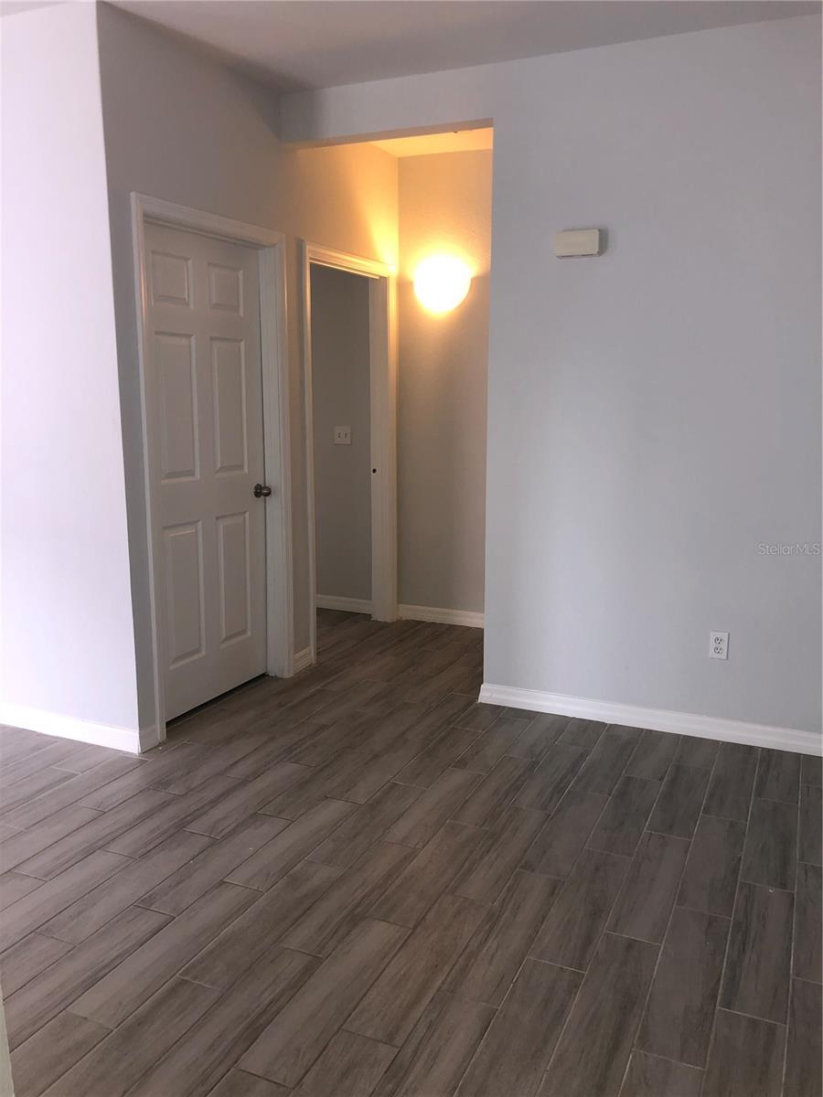 Image 7 of 17 For 9053 Lee Vista Boulevard 1401