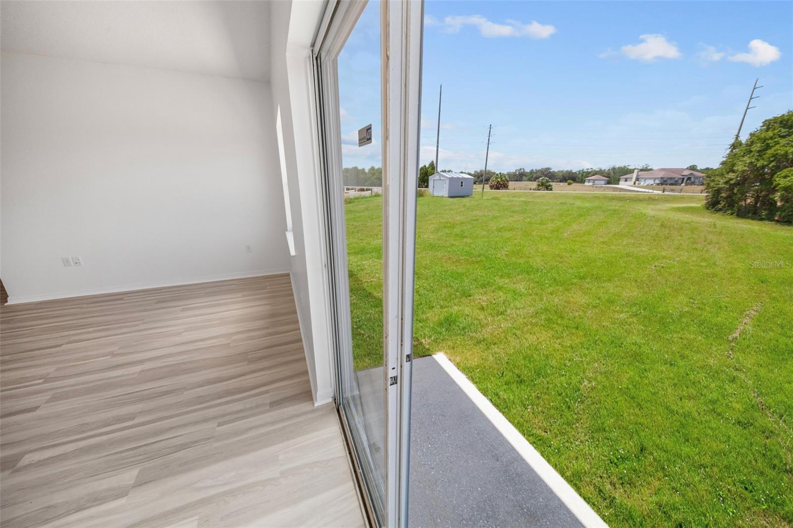 Image 15 of 17 For 959 Cumberland Drive