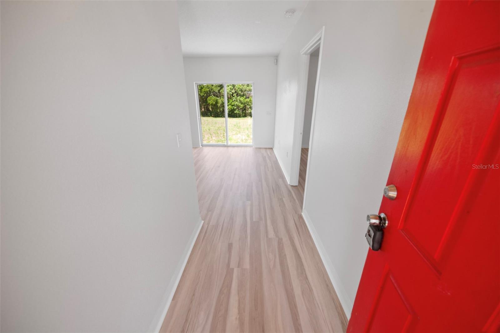 Image 3 of 17 For 959 Cumberland Drive