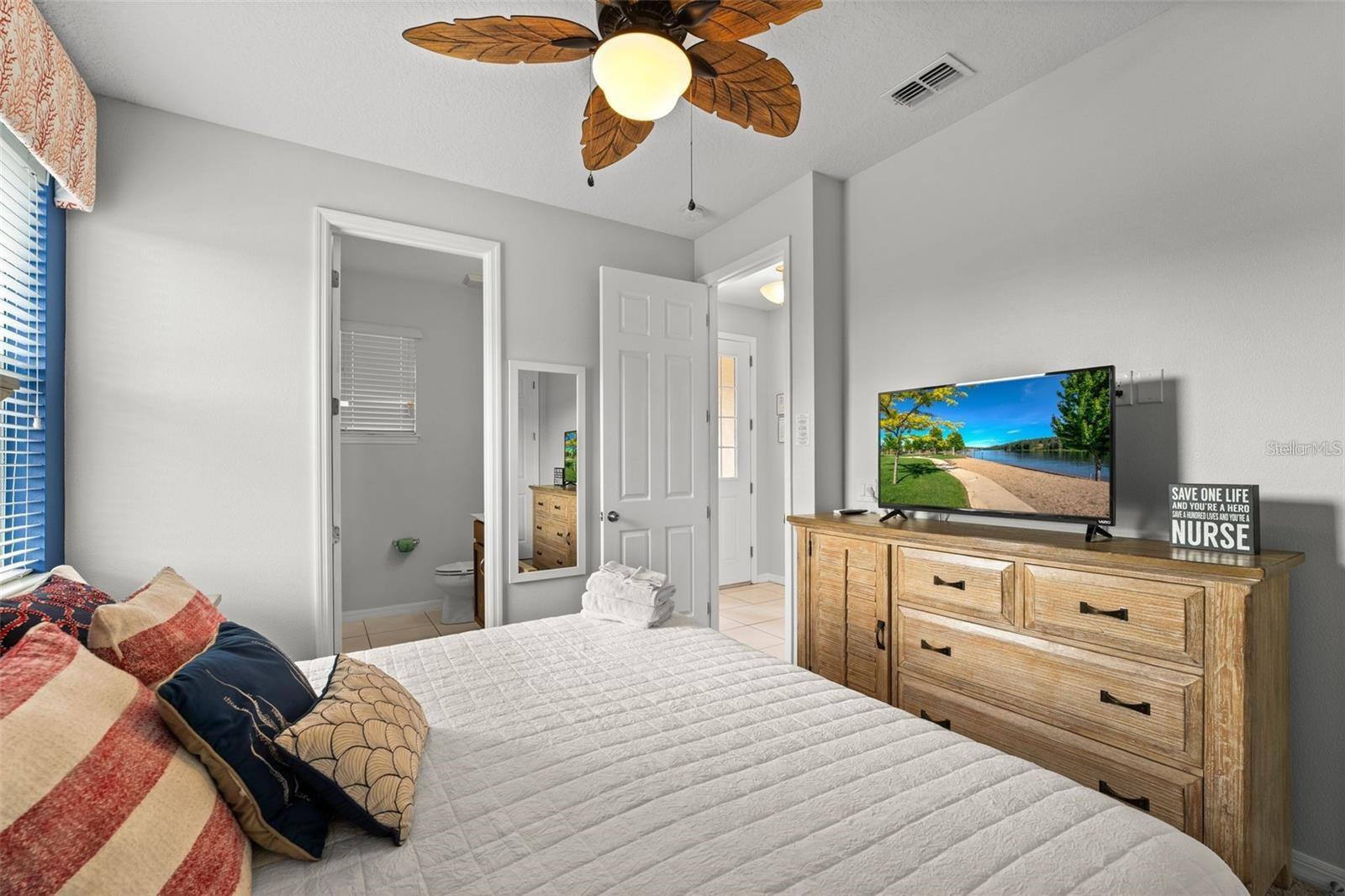 Image 14 of 19 For 1841 Sawyer Palm Place