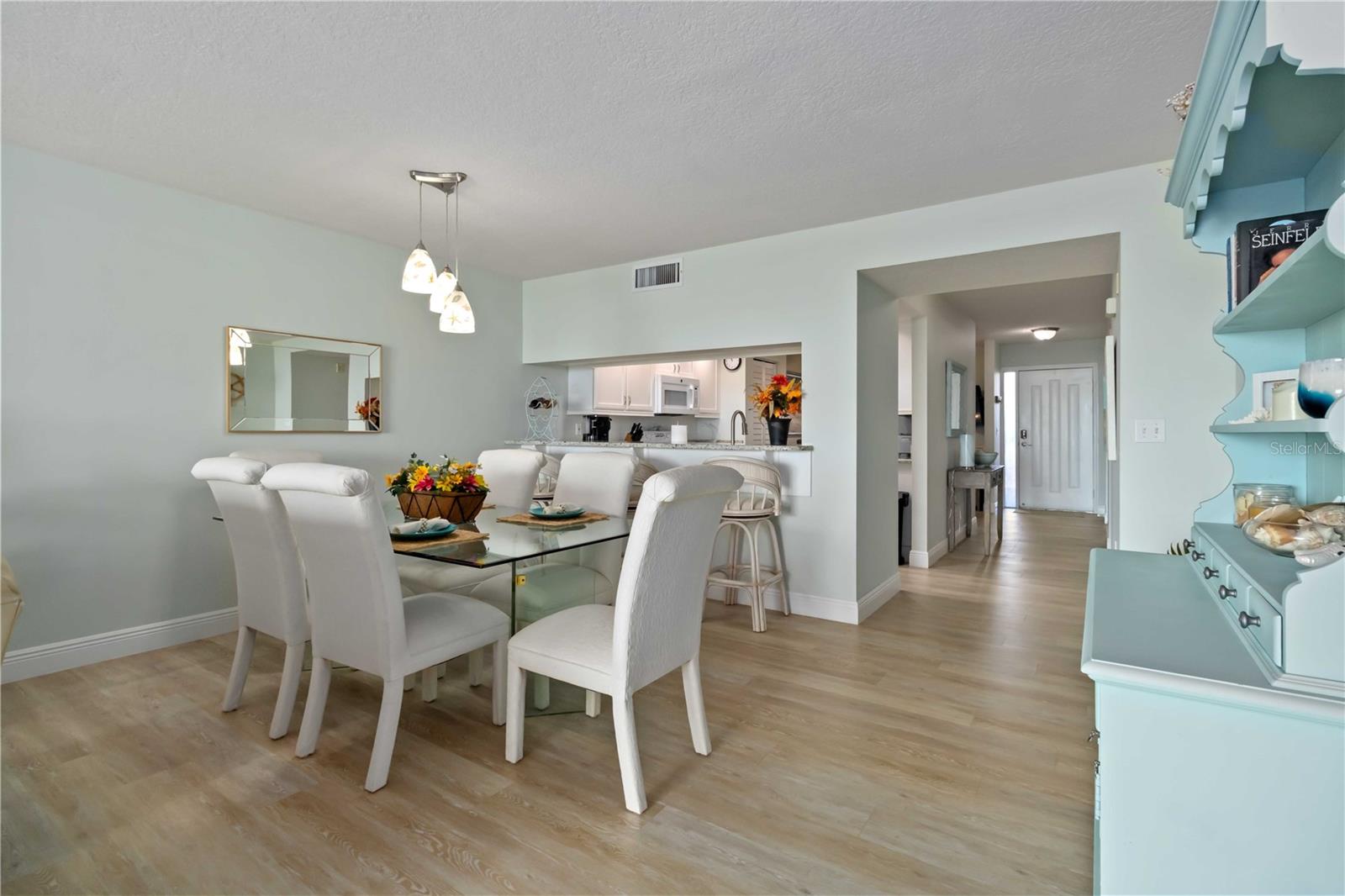 Image 10 of 33 For 3400 Ocean Beach Boulevard 208