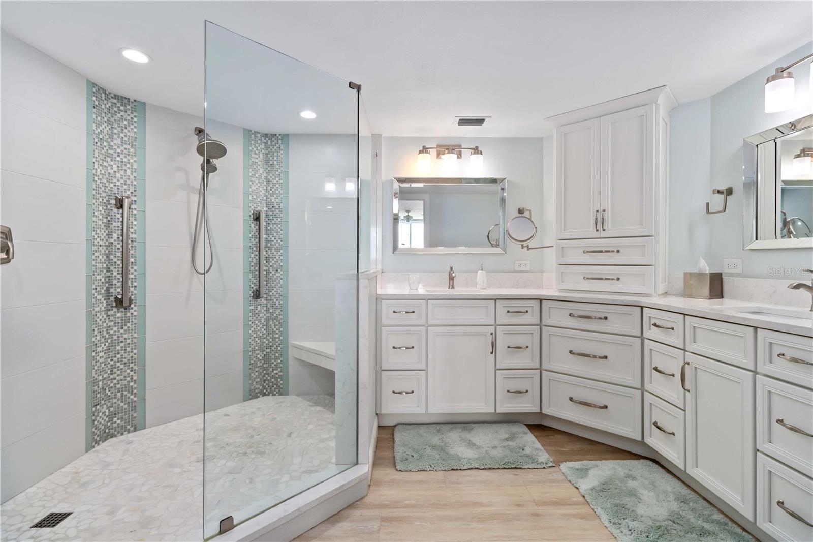 Image 17 of 33 For 3400 Ocean Beach Boulevard 208