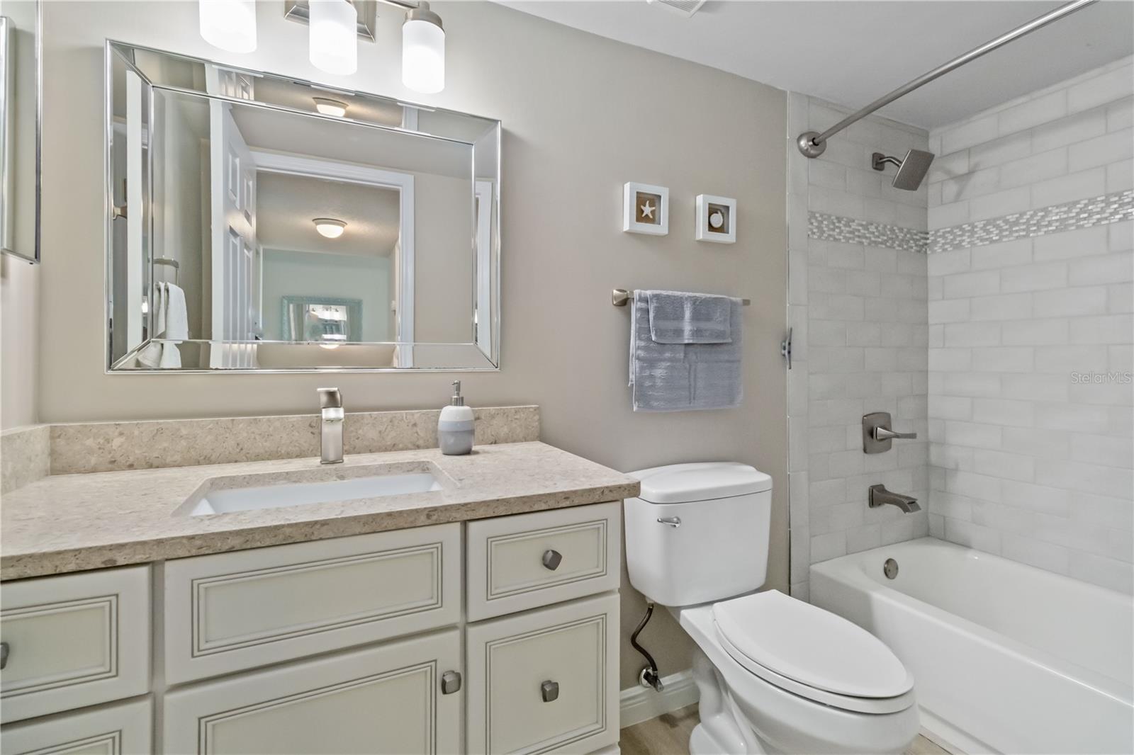 Image 22 of 33 For 3400 Ocean Beach Boulevard 208