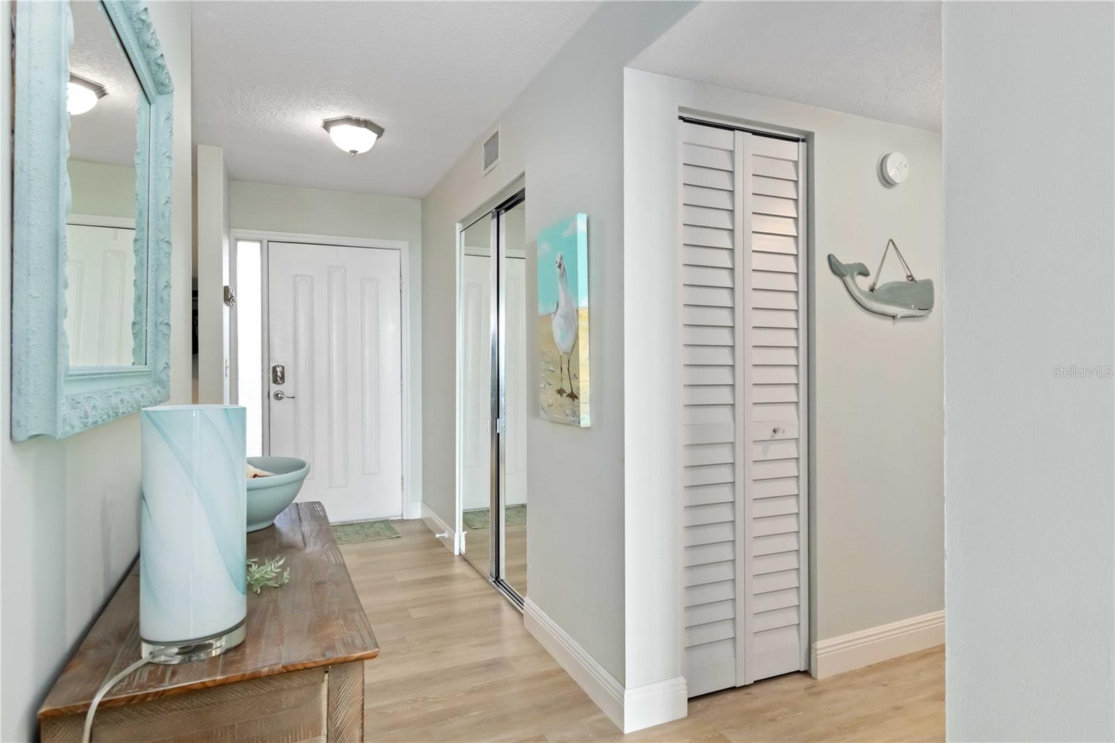 Image 3 of 33 For 3400 Ocean Beach Boulevard 208