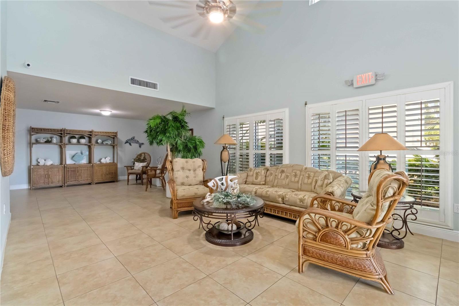 Image 31 of 33 For 3400 Ocean Beach Boulevard 208