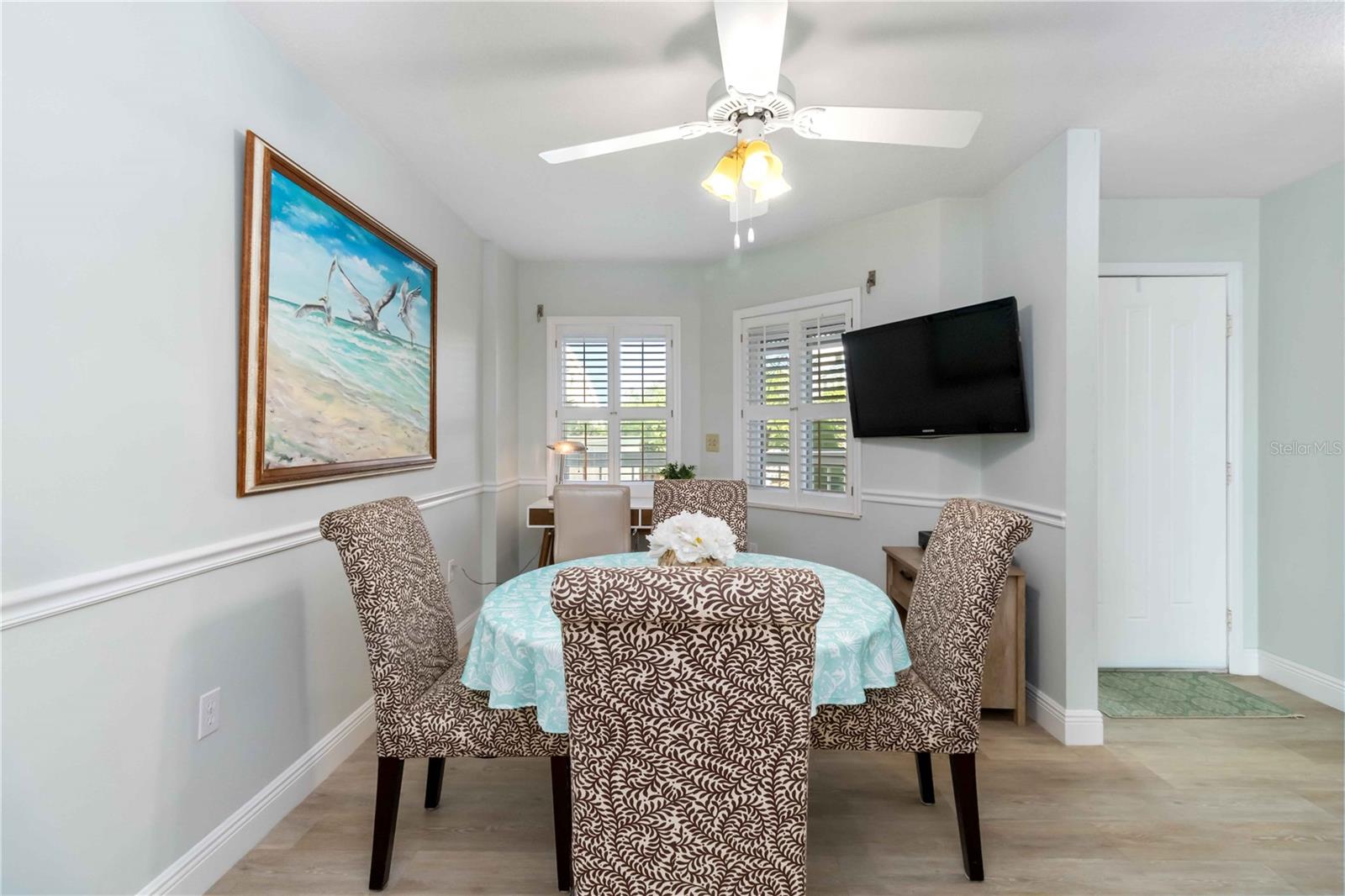 Image 6 of 33 For 3400 Ocean Beach Boulevard 208