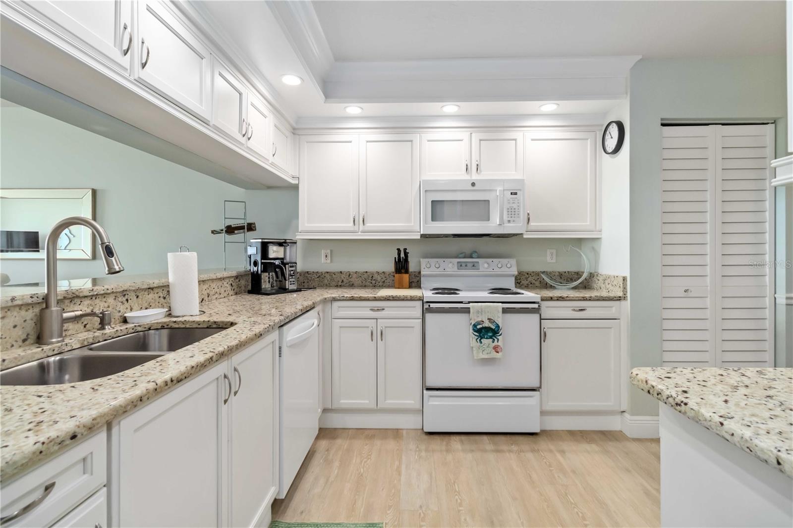 Image 8 of 33 For 3400 Ocean Beach Boulevard 208