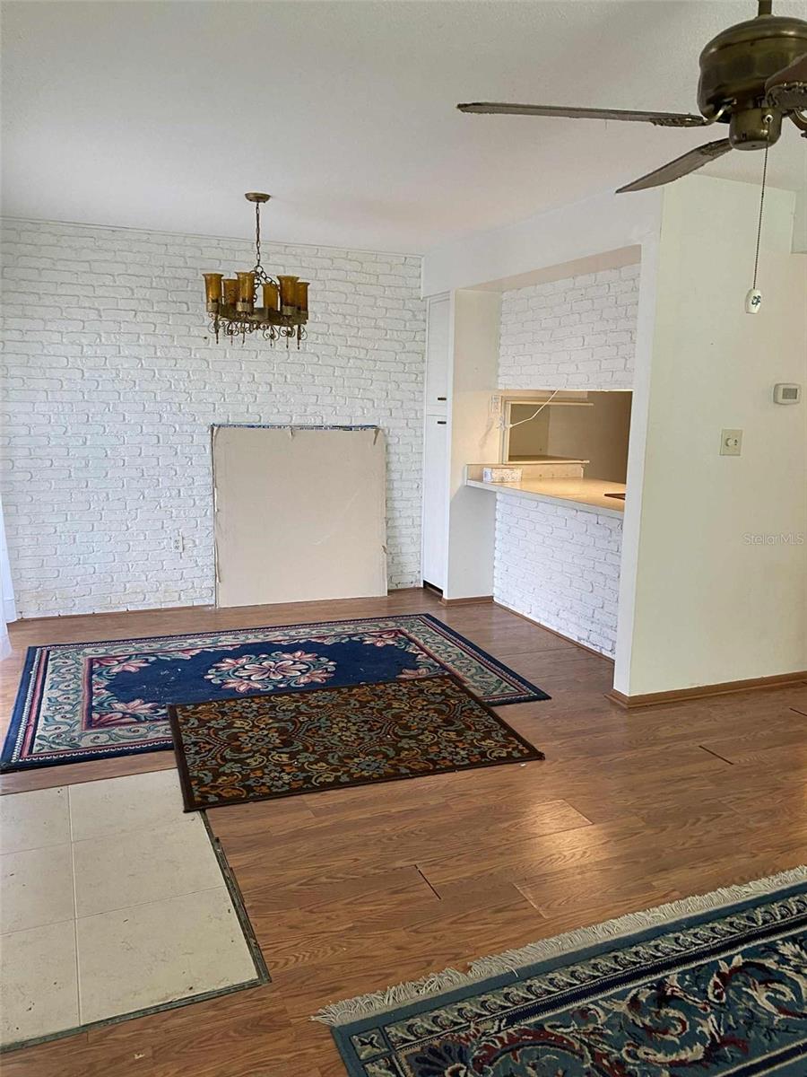 Image 4 of 21 For 1935 Conway Road D1