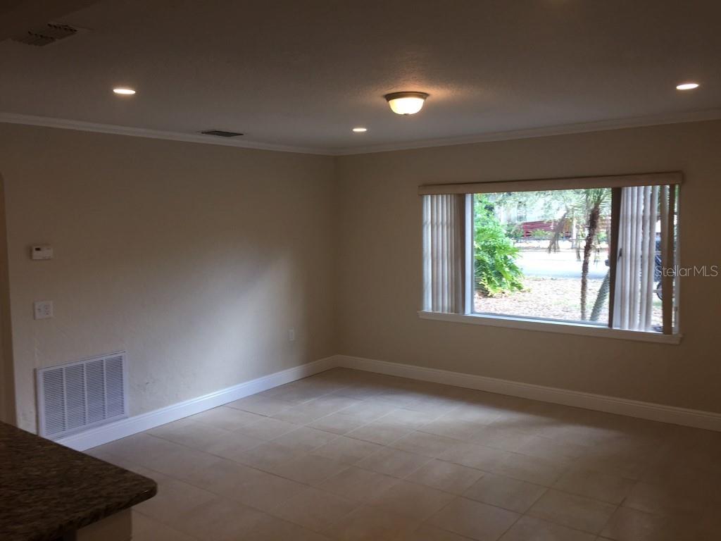 Image 7 of 26 For 2718 Sunrise Court