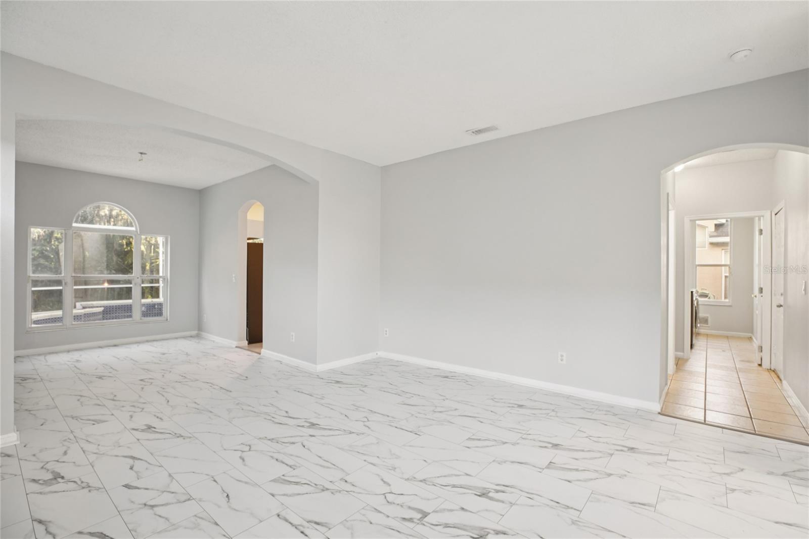 Image 15 of 60 For 6767 Cherry Grove Cir