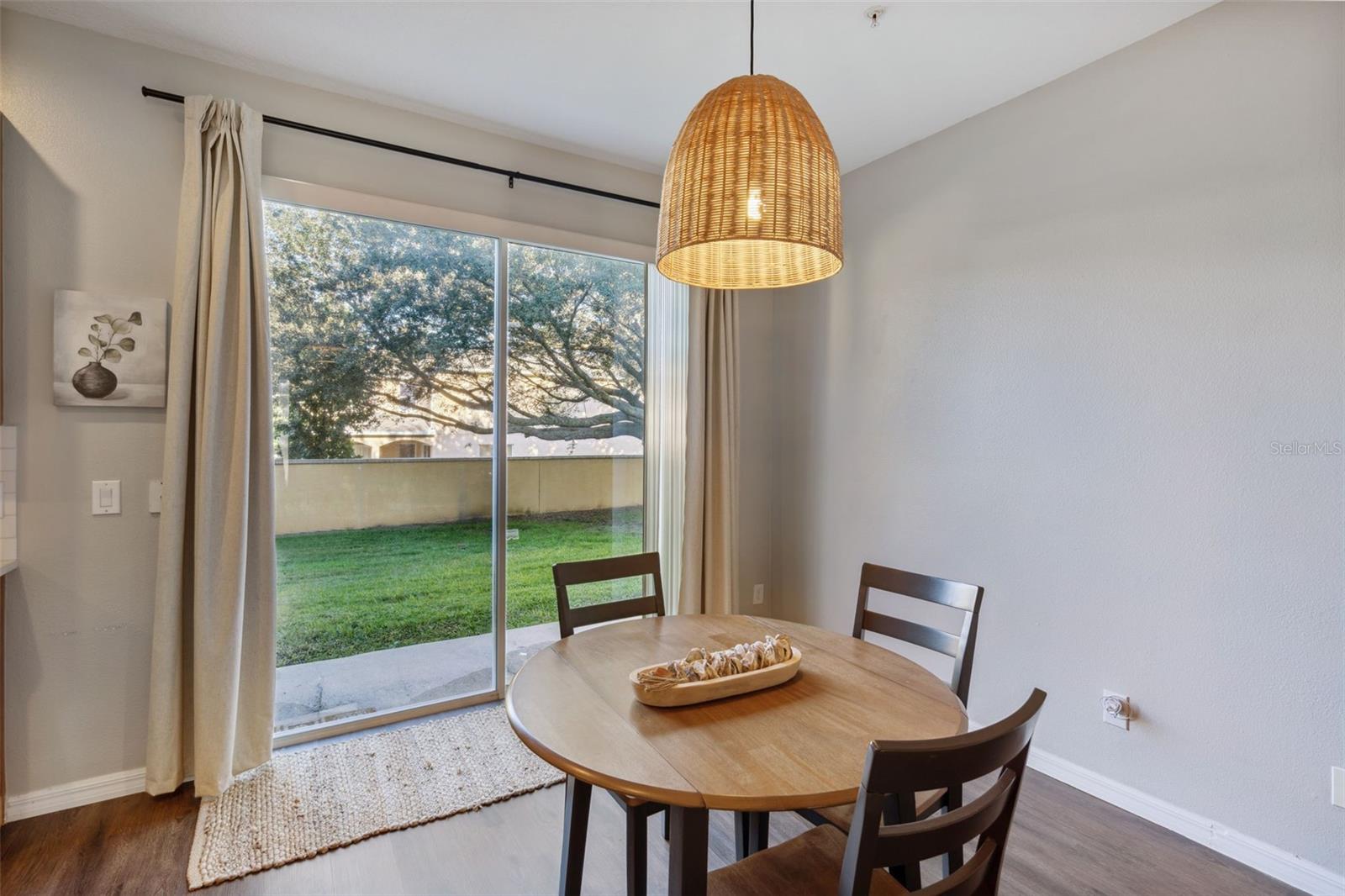 Image 18 of 29 For 670 Fortanini Circle