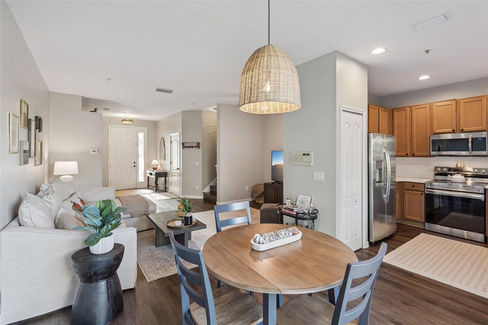 Image 3 of 29 For 670 Fortanini Circle