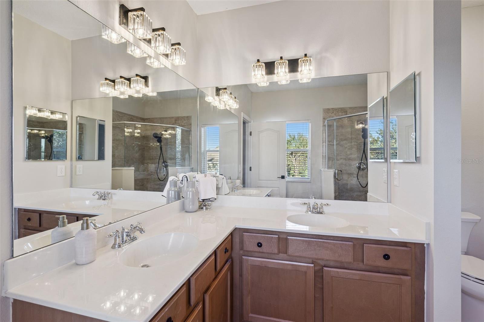 Image 9 of 29 For 670 Fortanini Circle