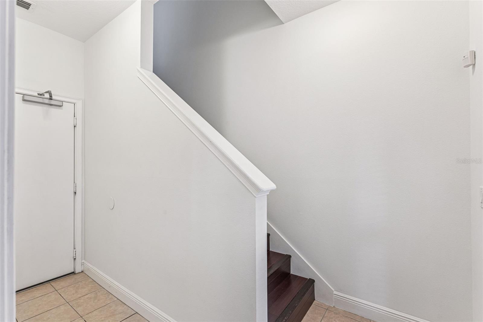 Image 16 of 20 For 11 Harding Street C