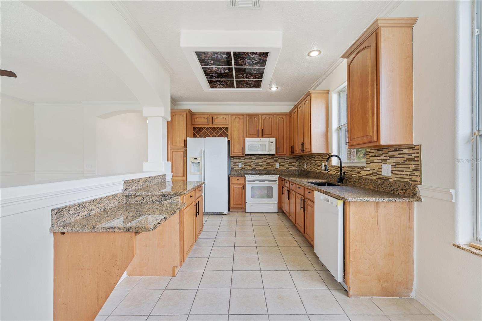 Image 12 of 35 For 1729 Golfview Drive